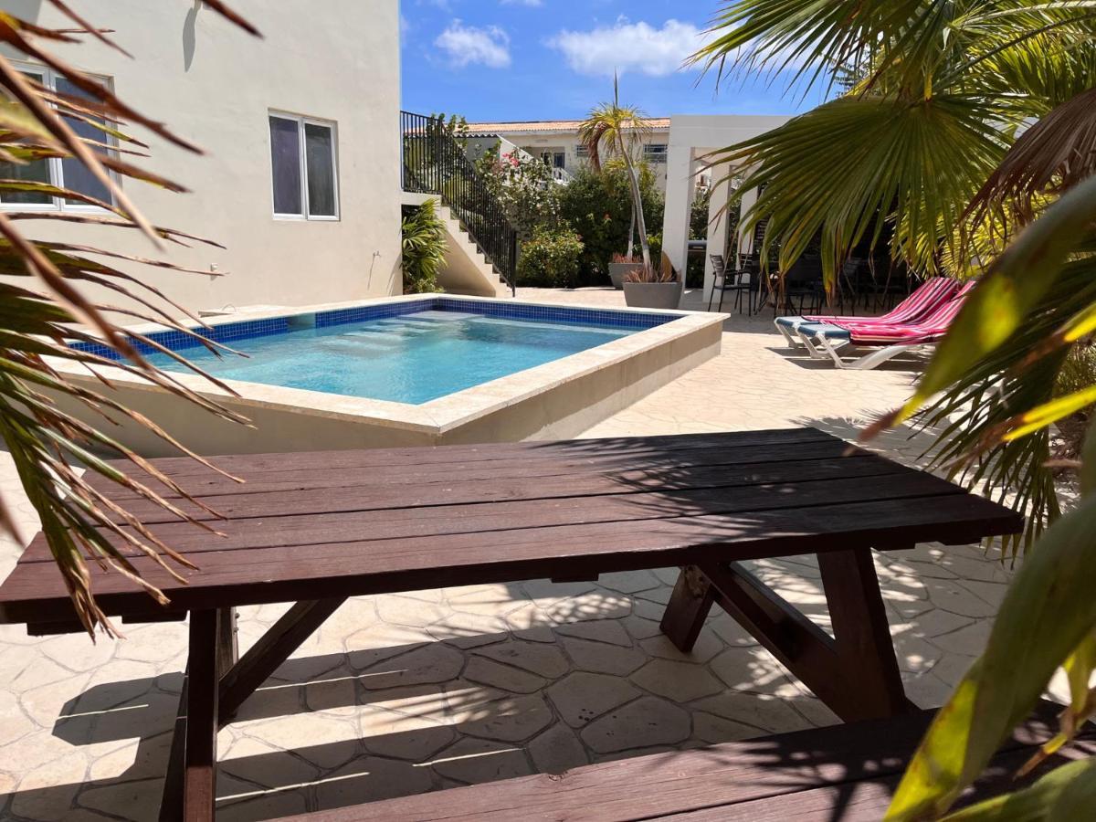 Andira Apartments Willemstad Luaran gambar