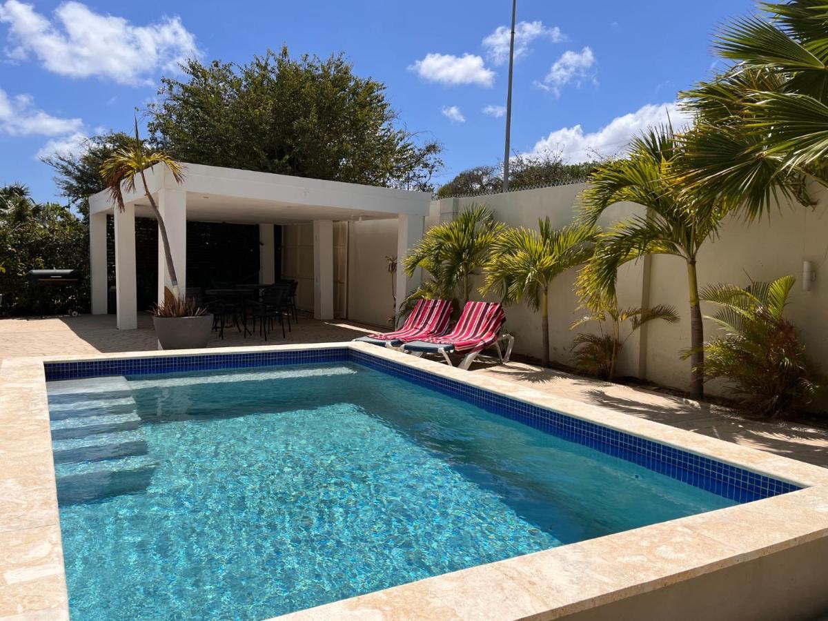 Andira Apartments Willemstad Luaran gambar