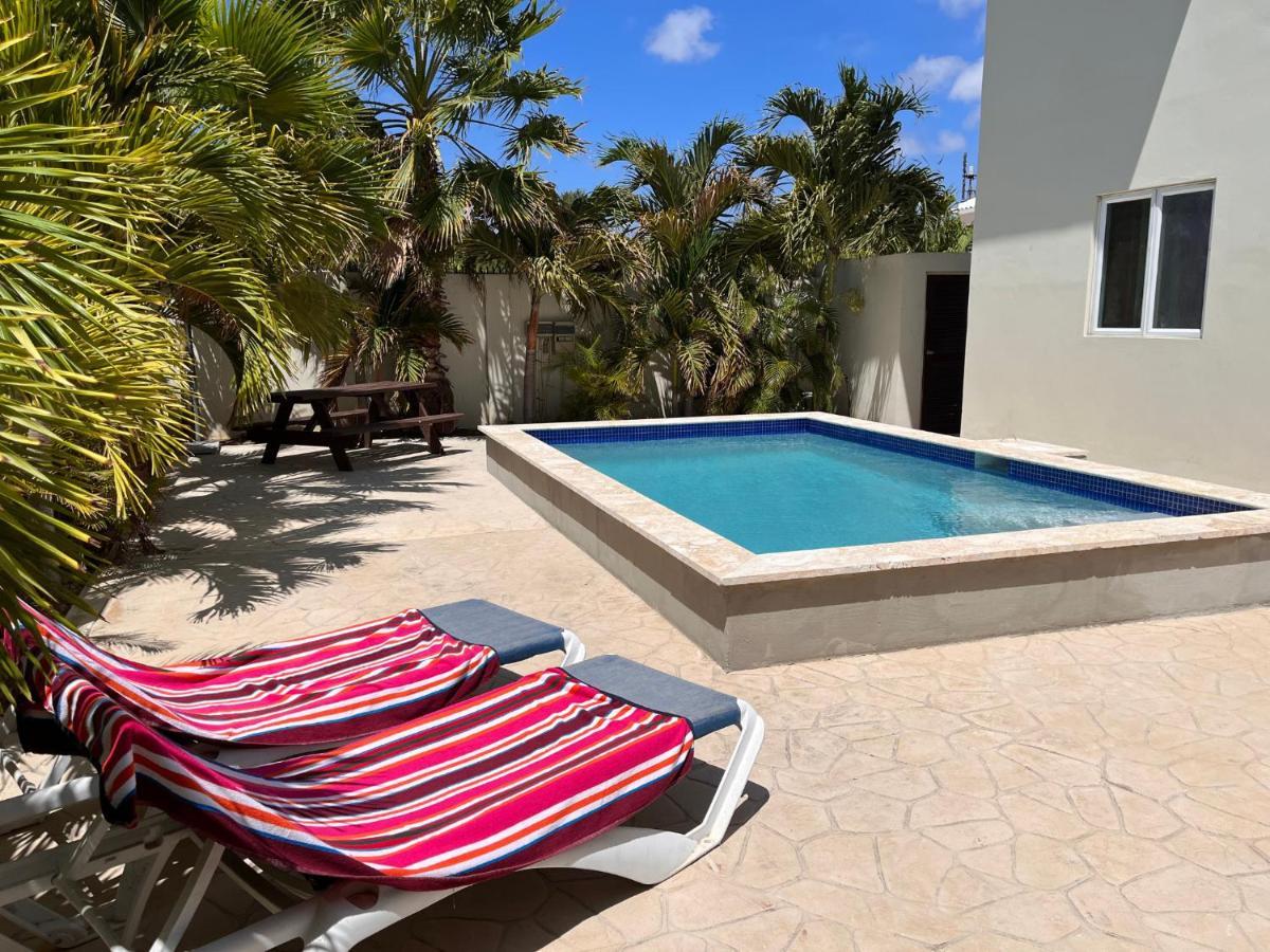Andira Apartments Willemstad Luaran gambar